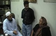 Latina en la edad de 61 anos se convirtio al Islam(ENG-ESP)